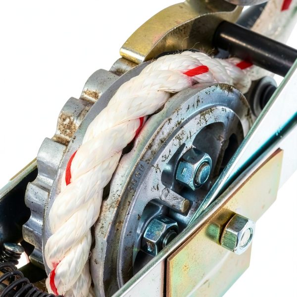 Maasdam 3/4 Ton Rope Puller with 20ft 0.5in Rope Ratchet Hoist-3